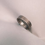 Men's wedding band