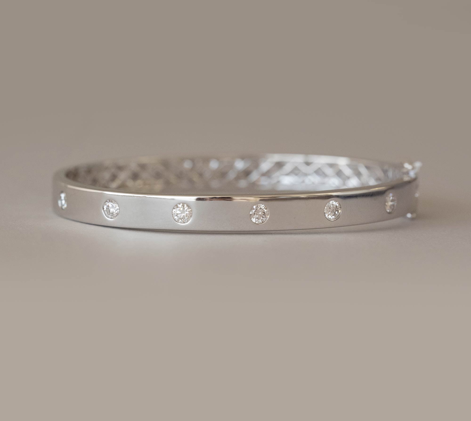 White Gold High Polished Diamond Bangle Bracelet