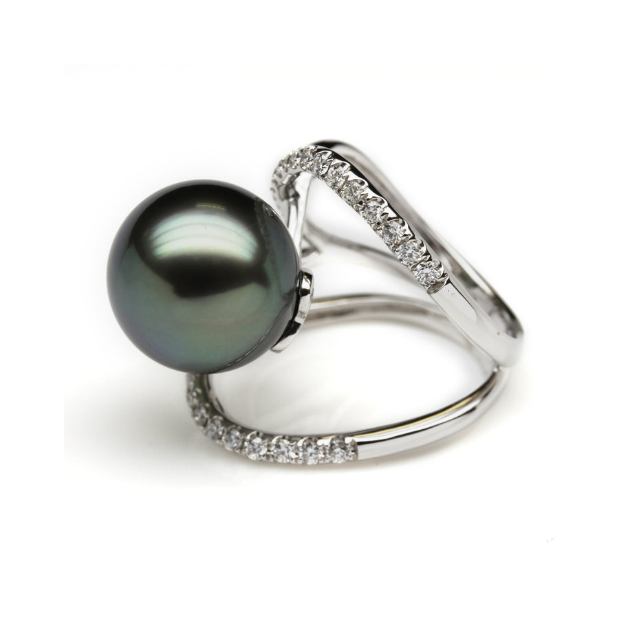 Tahitian Pearl and Diamond Ring